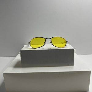 🕶 Retro yellow lens with silver frame classy sunglasses UV3 🕶
